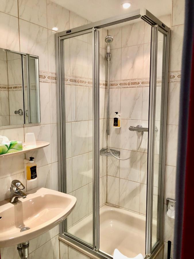 Montana Hotel Koeln-Bonn Airport ترويسدورف المظهر الخارجي الصورة