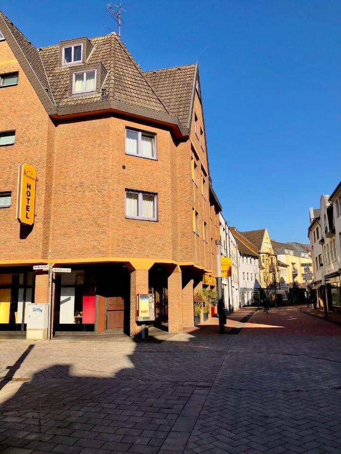 Montana Hotel Koeln-Bonn Airport ترويسدورف المظهر الخارجي الصورة