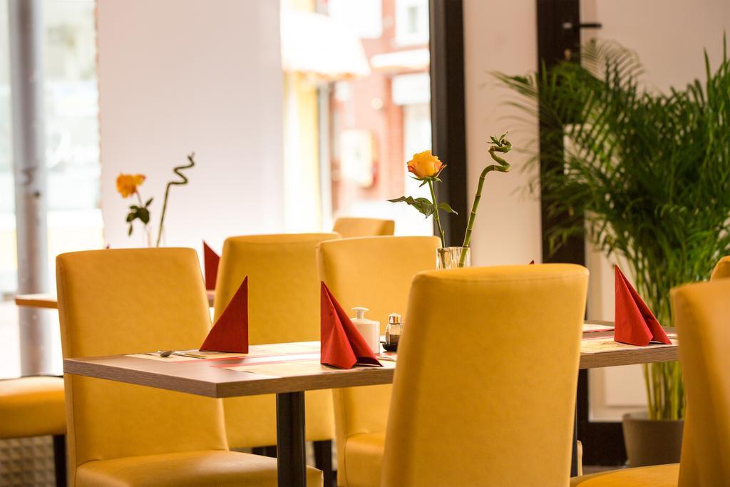 Montana Hotel Koeln-Bonn Airport ترويسدورف المظهر الخارجي الصورة